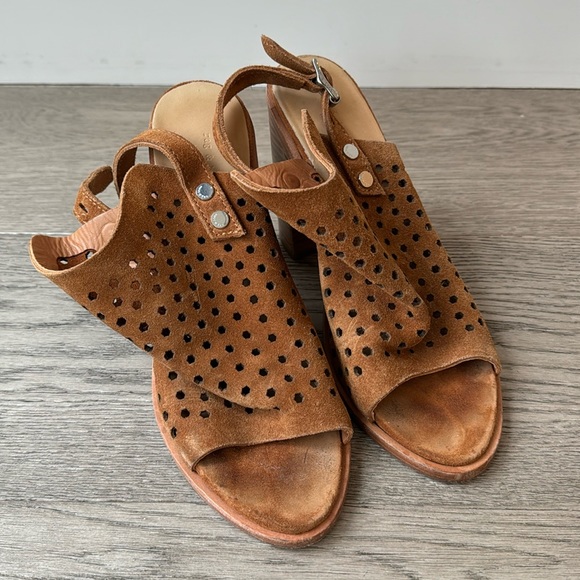 Rag & Bone Wyatt Perforated Suede Sandal, Tan - Picture 3 of 11